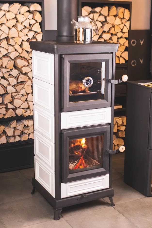 Печь-камин Astov (Астов) Майолика с духовкой Красная