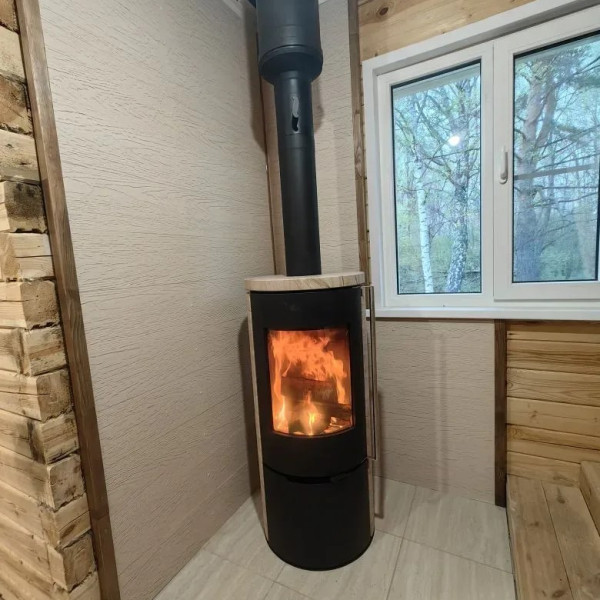 Монтаж дровяной печи-камина Astov (Астов) R 1.0 К в камне песчаник c дымоходом Вулкан Монтаж дровяной печи-камина Astov (Астов) R 1.0 К в камне песчаник c дымоходом Вулкан