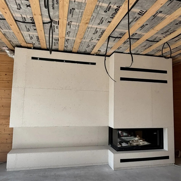 Монтаж каминной топки ASTOV (АСТОВ) П2С 14057 L с комплектующими в деревянном доме