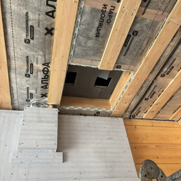 Монтаж каминной топки ASTOV (АСТОВ) П2С 14057 L с комплектующими в деревянном доме