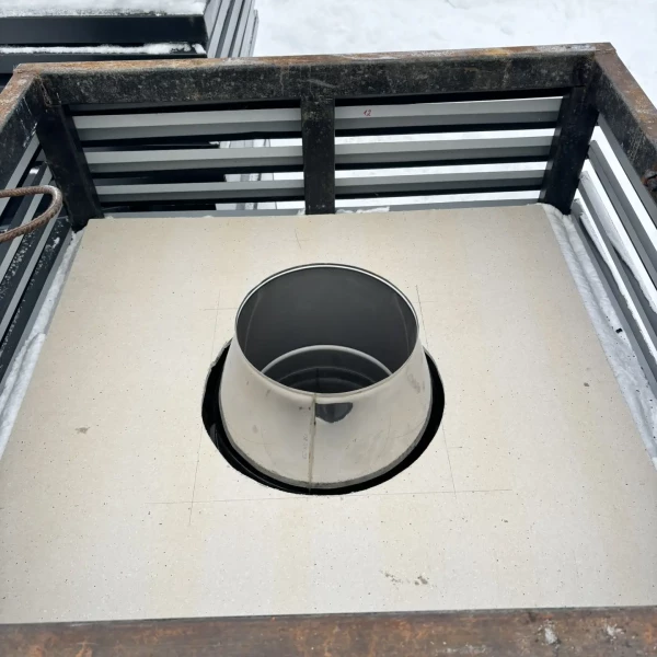 Монтаж каминной топки ASTOV П3С 12057 с комплектующими в бетонном доме Монтаж каминной топки ASTOV П3С 12057 с комплектующими в бетонном доме