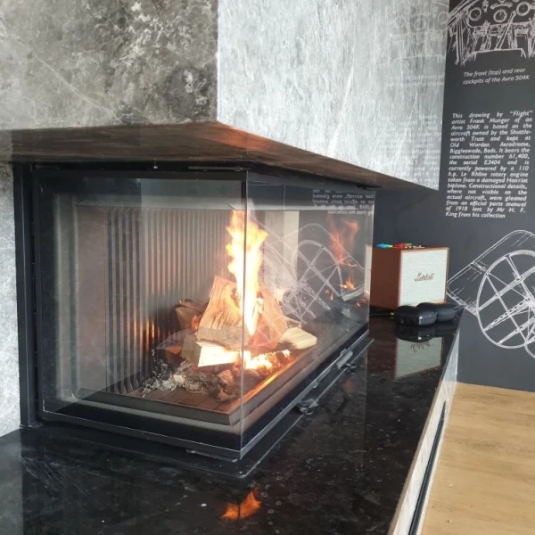 Каминная топка ASTOV П3С 12057 с комплектующими, гильзация канала Каминная топка ASTOV П3С 12057 с комплектующими, гильзация канала