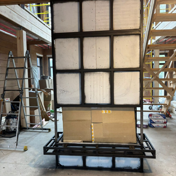 Монтаж каминной топки ASTOV П3С 12057 с комплектующими в деревянном доме Монтаж каминной топки ASTOV П3С 12057 с комплектующими в деревянном доме