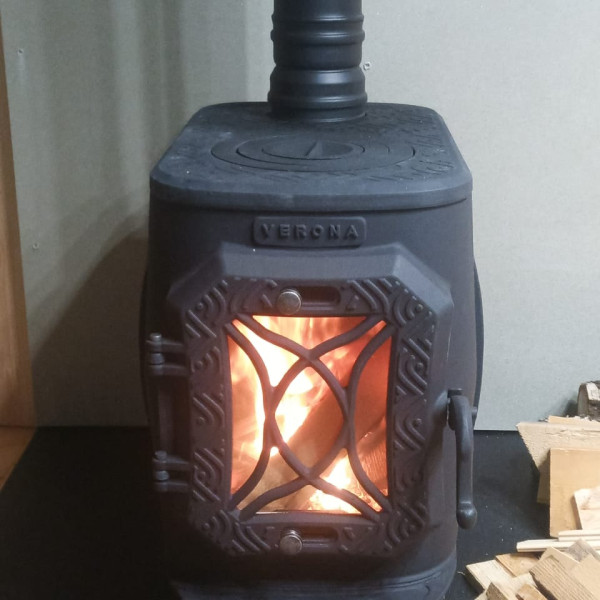 Монтаж отопительной печь Verona 200 в деревянном доме Монтаж отопительной печь Verona 200 в деревянном доме