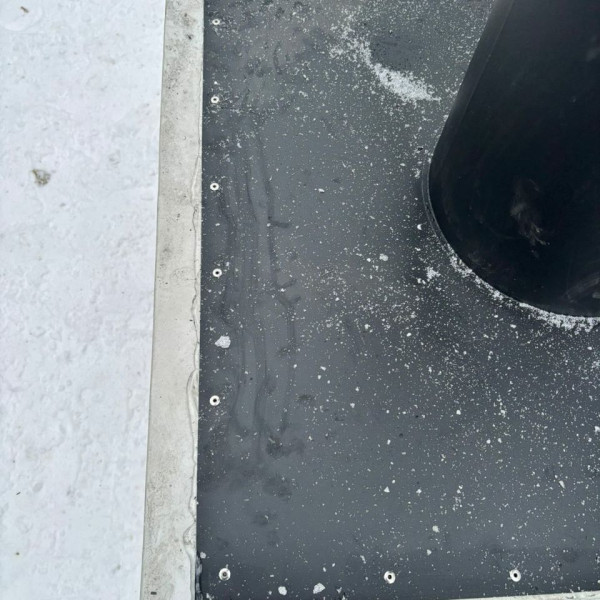 Монтаж каминной топки Spartherm Premium V-2L-80h чёрная футеровка с комплектующими в многоэтажный дом Монтаж каминной топки Spartherm Premium V-2L-80h чёрная футеровка с комплектующими в многоэтажный дом