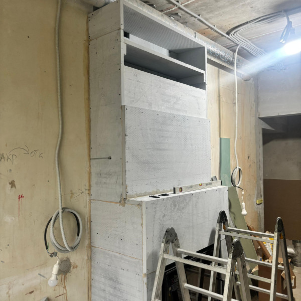 Каминная топка ASTOV ПС 800, гильзация канала в каменном доме Каминная топка ASTOV ПС 800, гильзация канала в каменном доме