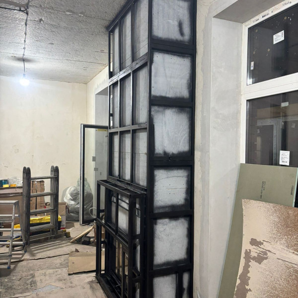 Монтаж каминной топки ASTOV М 700 (Базовая) встроенный адаптер подводки воздух из вне с комплектующими в дом Монтаж каминной топки ASTOV М 700 (Базовая) встроенный адаптер подводки воздух из вне с комплектующими в дом