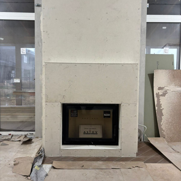 Монтаж каминной топки ASTOV М 700 (Базовая) встроенный адаптер подводки воздух из вне с комплектующими в дом Монтаж каминной топки ASTOV М 700 (Базовая) встроенный адаптер подводки воздух из вне с комплектующими в дом