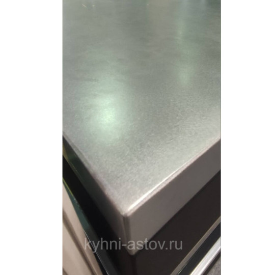 Мобильный модуль со столом